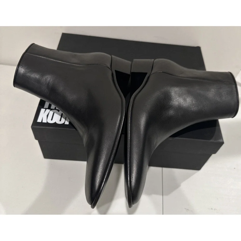 The Kooples Sze 42 US 8 Vestiaire Carry Over Smooth Leather Boots Side Zip Black